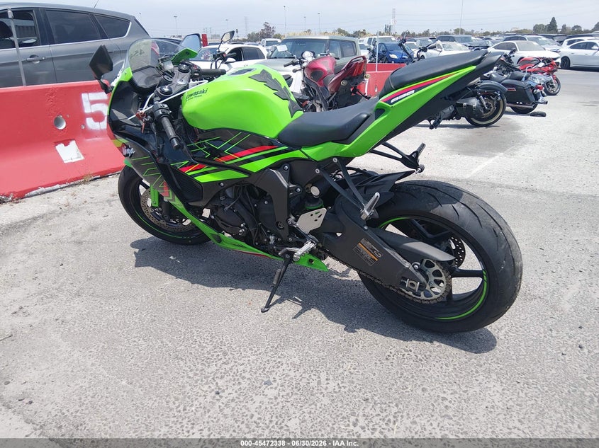 2024 Kawasaki Zx VIN JKBZXJJ1XRA000603 IAAI salvage auction — RIGHT FRONT, Salvage (California), sold $5,500 on 2026-07-09 (photo 3)