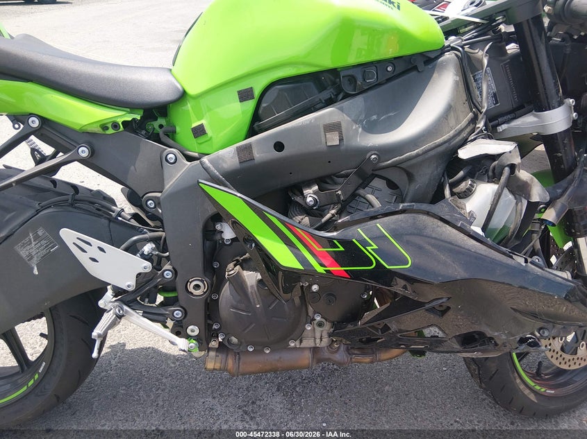 2024 Kawasaki Zx VIN JKBZXJJ1XRA000603 IAAI salvage auction — RIGHT FRONT, Salvage (California), sold $5,500 on 2026-07-09 (photo 8)