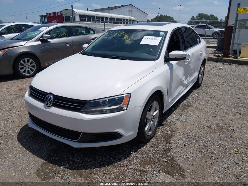 2014 Volkswagen Jetta VIN 3VWLL7AJ2EM370694 IAAI salvage auction — SIDE, Clear (Indiana), sold $1,700 on 2026-07-19 (photo 2)