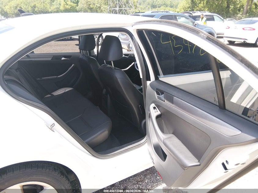 2014 Volkswagen Jetta VIN 3VWLL7AJ2EM370694 IAAI salvage auction — SIDE, Clear (Indiana), sold $1,700 on 2026-07-19 (photo 8)