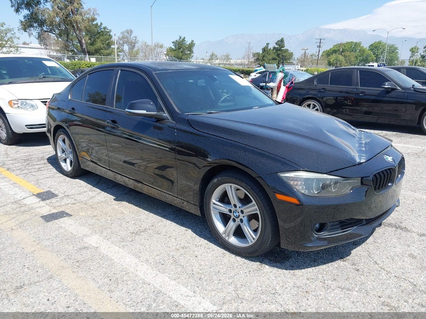 2012 BMW 3er VIN WBA3C1C50CF431888 IAAI salvage auction — FRONT END, Salvage Title, sold $25 on 2026-07-28 (photo 1)