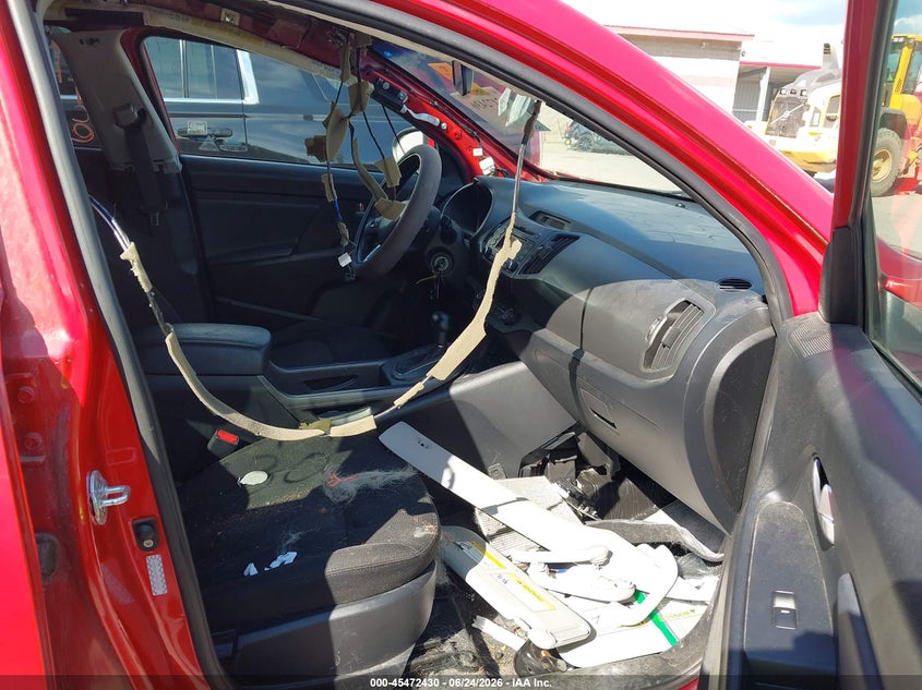 2011 Kia Sportage VIN KNDPB3A28B7031629 IAAI salvage auction — BIO HAZARD, Salvage (Maine), sold $1,250 on 2026-07-27 (photo 5)