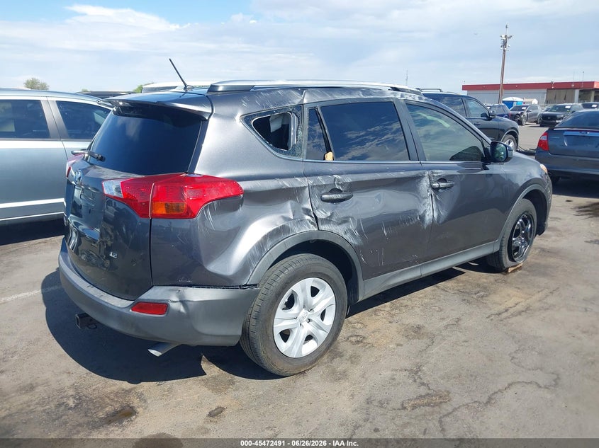 2015 Toyota Rav 4 VIN JTMZFREV3FJ050389 IAAI salvage auction — ROLLOVER, Salvage Title, sold $2,650 on 2026-07-28 (photo 4)