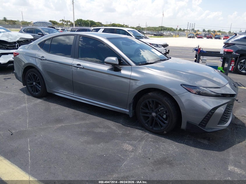 2025 Toyota Camry VIN 4T1DBADK2SU523573 — IAAI salvage auction photo