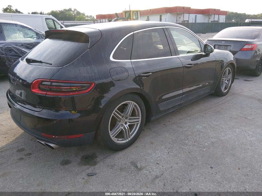 2015 Porsche Macan VIN WP1AB2A59FLB55012 IAAI salvage auction — NORMAL WEAR, Clear (Maryland), sold $2,950 on 2026-07-30 (photo 4)