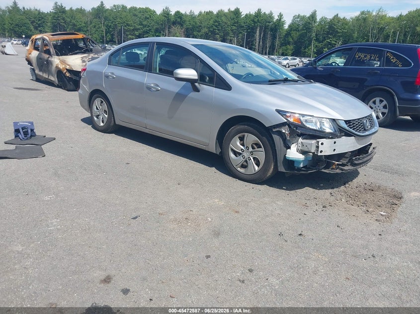 2015 Honda Civic VIN 19XFB2F5XFE261946 IAAI salvage auction — SIDE, Mv-907A (New York), sold $625 on 2026-07-09 (photo 1)