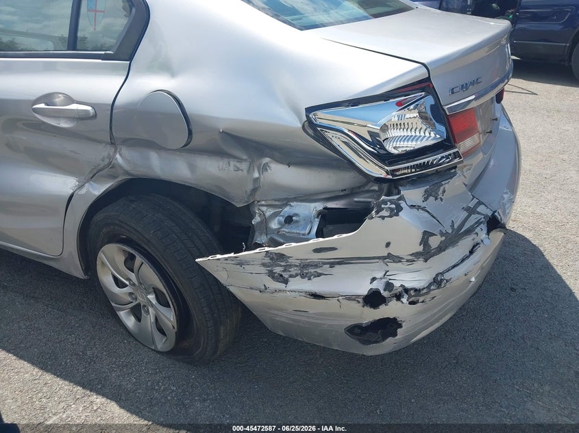 2015 Honda Civic VIN 19XFB2F5XFE261946 IAAI salvage auction — SIDE, Mv-907A (New York), sold $625 on 2026-07-09 (photo 6)