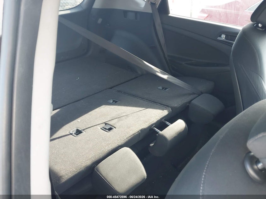 2016 Hyundai Tucson VIN KM8J3CA47GU038371 IAAI salvage auction — NORMAL WEAR, Clear (Tennessee), sold $950 on 2026-07-16 (photo 8)
