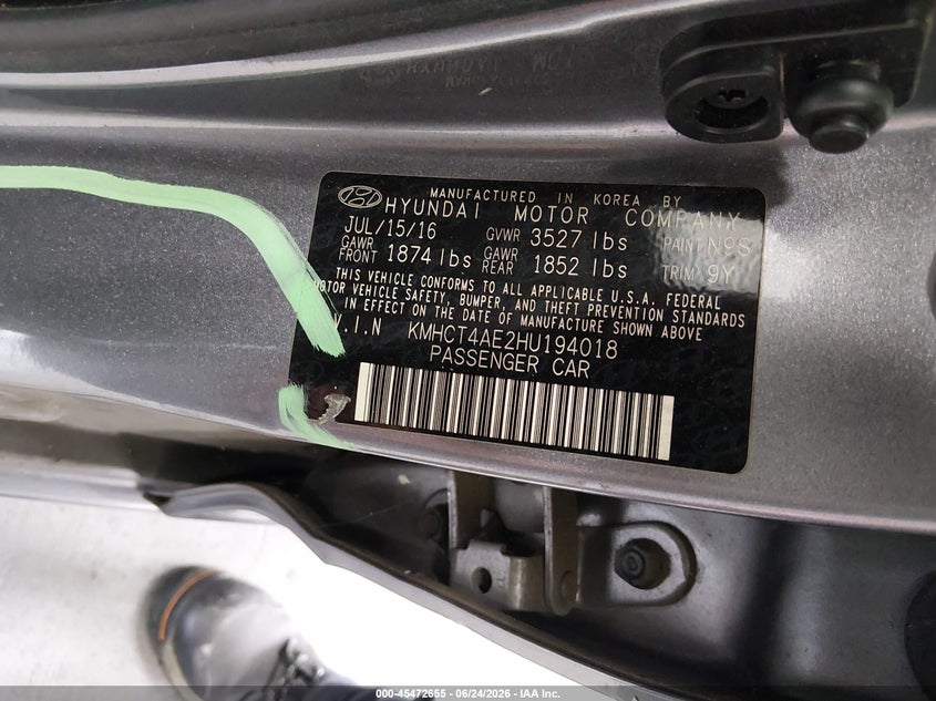 2017 Hyundai Accent VIN KMHCT4AE2HU194018 IAAI salvage auction — SIDE, Salvage Title, sold $25 on 2026-07-29 (photo 9)