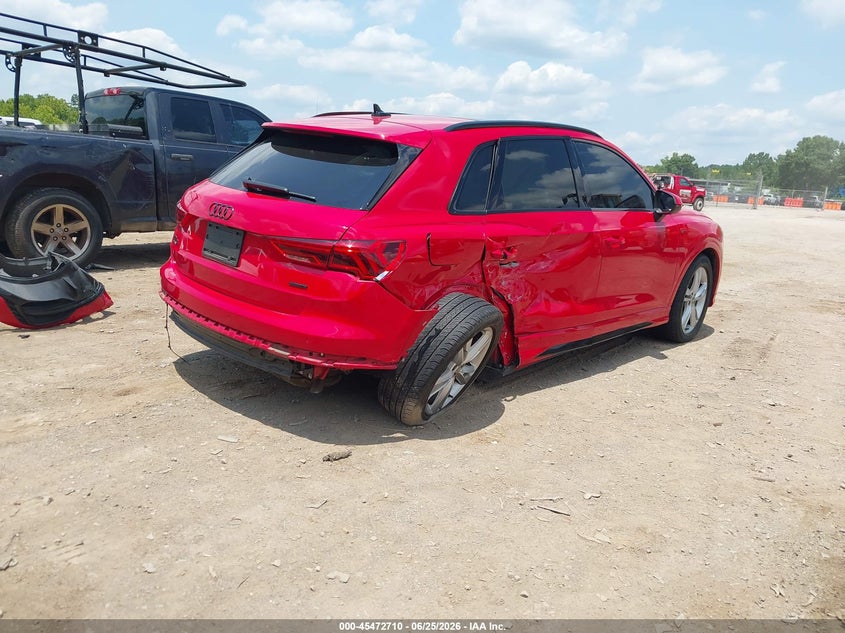 2020 Audi Q3 VIN WA1EECF31L1060890 IAAI salvage auction — REAR END, Salvage (Tennessee), sold $4,400 on 2026-07-29 (photo 4)