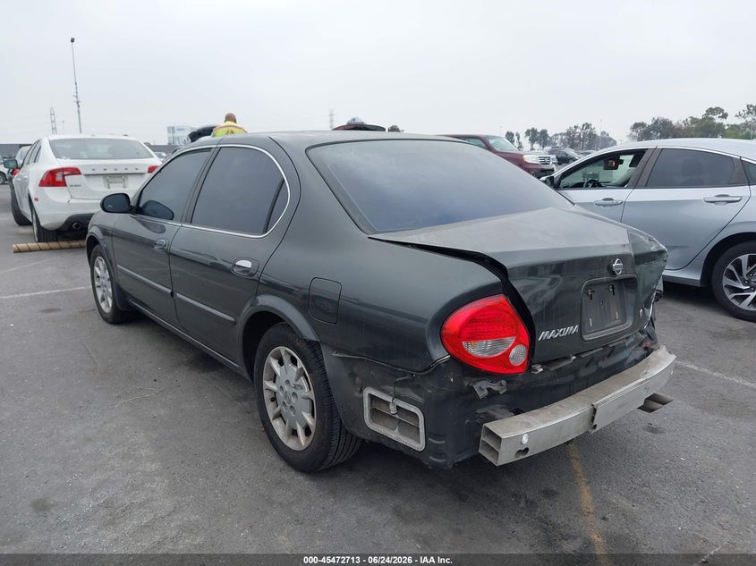 2000 Nissan Maxima VIN JN1CA31D1YT506320 IAAI salvage auction — REAR END, Salvage (California), sold $225 on 2026-07-30 (photo 3)