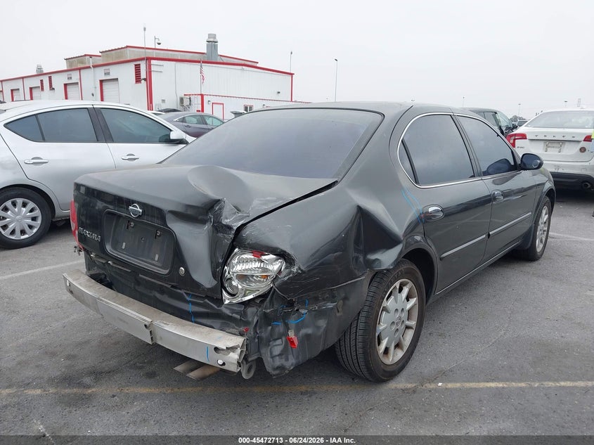 2000 Nissan Maxima VIN JN1CA31D1YT506320 IAAI salvage auction — REAR END, Salvage (California), sold $225 on 2026-07-30 (photo 4)