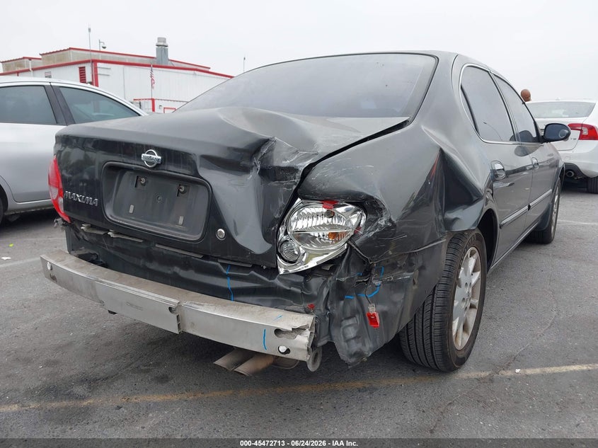 2000 Nissan Maxima VIN JN1CA31D1YT506320 IAAI salvage auction — REAR END, Salvage (California), sold $225 on 2026-07-30 (photo 6)