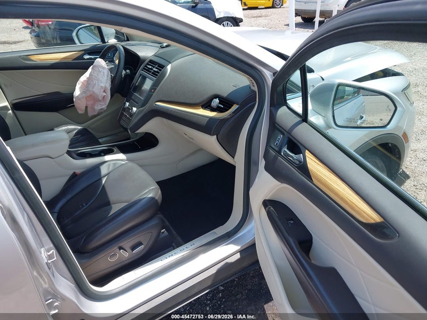 2016 Lincoln Mkc VIN 5LMCJ2C93GUJ08866 IAAI salvage auction — FRONT END, Salvage (South Carolina), sold $775 on 2026-07-18 (photo 5)