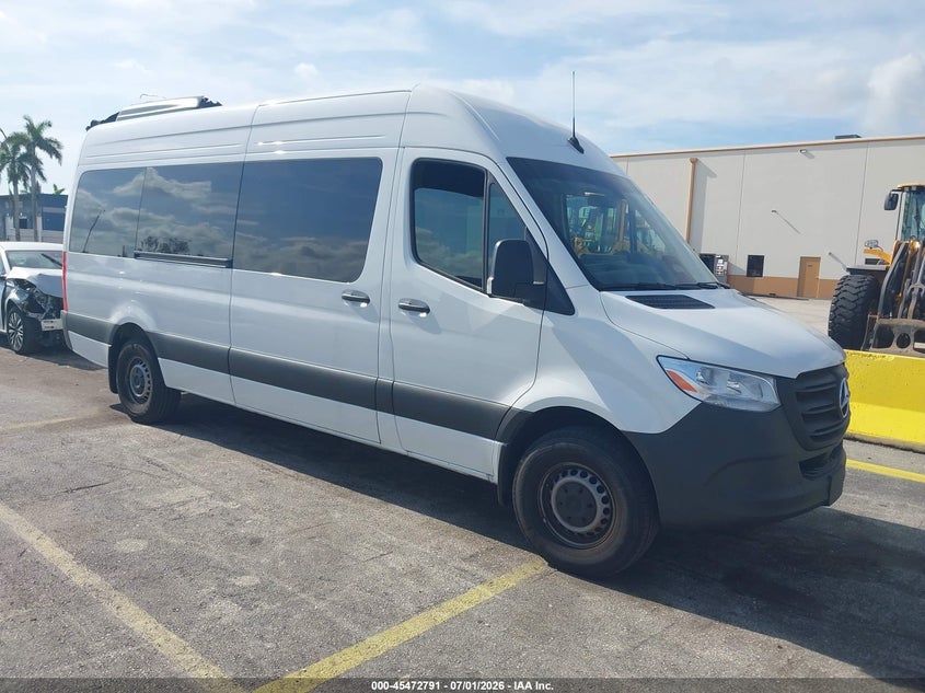 2026 Mercedes-benz Sprinter VIN W1Z4KGHY7TT604699 IAAI salvage auction — ROOF, Enterprise Vehicles Clear Only (Florida), sold $40,650 on 2026-07-30 (photo 1)