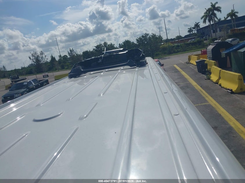 2026 Mercedes-benz Sprinter VIN W1Z4KGHY7TT604699 IAAI salvage auction — ROOF, Enterprise Vehicles Clear Only (Florida), sold $40,650 on 2026-07-30 (photo 6)