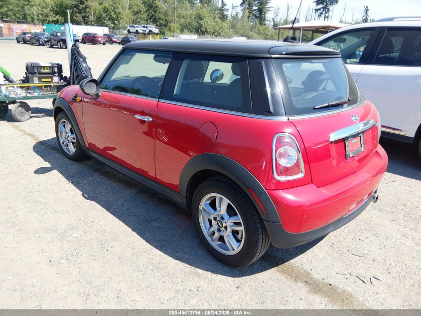 2013 Mini Hard top VIN WMWSU3C55DT375101 IAAI salvage auction — NORMAL WEAR, Clear (Washington), sold $600 on 2026-07-29 (photo 3)