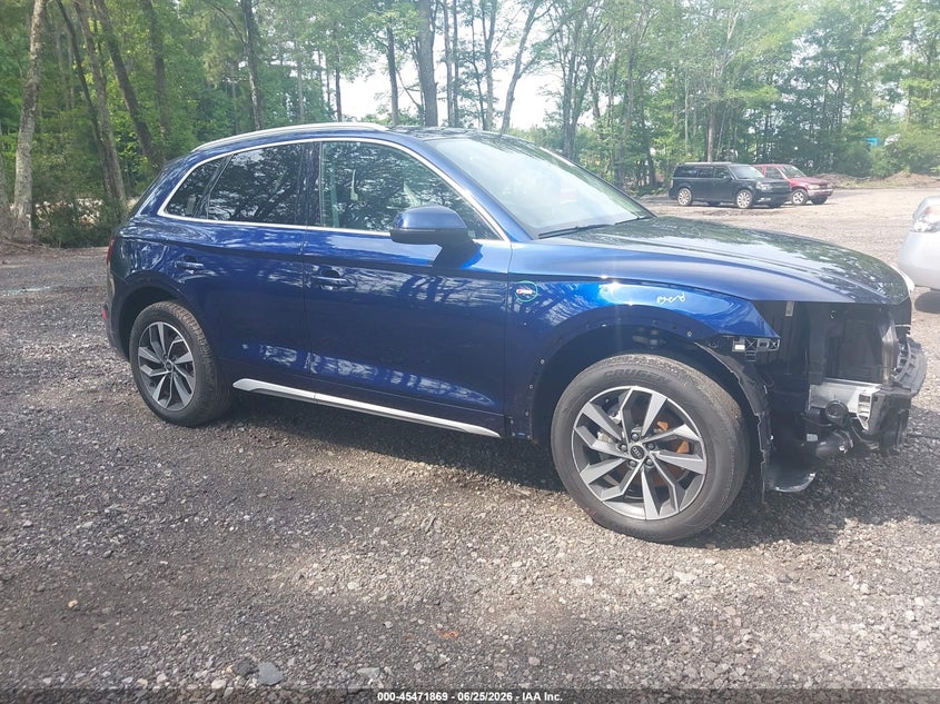 2022 Audi Q5 VIN WA1GAAFY7N2049071 — IAAI salvage auction photo