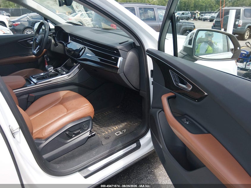 2022 Audi Q7 VIN WA1LXBF79ND018709 IAAI salvage auction — LEFT SIDE, Salvage Title, sold $16,200 on 2026-07-29 (photo 5)