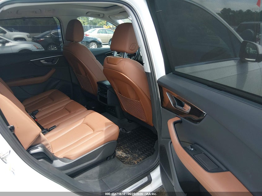 2022 Audi Q7 VIN WA1LXBF79ND018709 IAAI salvage auction — LEFT SIDE, Salvage Title, sold $16,200 on 2026-07-29 (photo 8)