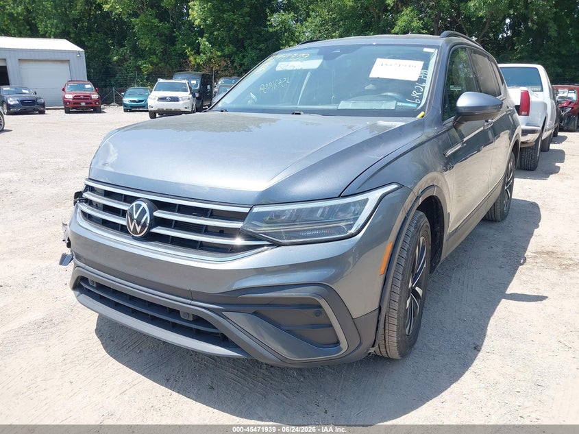 2023 Volkswagen Tiguan VIN 3VVRB7AX9PM076718 IAAI salvage auction — FRONT END, Salvage Title, sold $7,200 on 2026-08-12 (photo 2)
