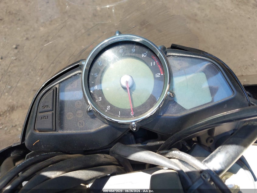 2008 Suzuki Gsx1300 VIN JS1GX71A982102577 IAAI salvage auction — FRONT & REAR, Salvage (California), sold $1,950 on 2026-07-08 (photo 7)