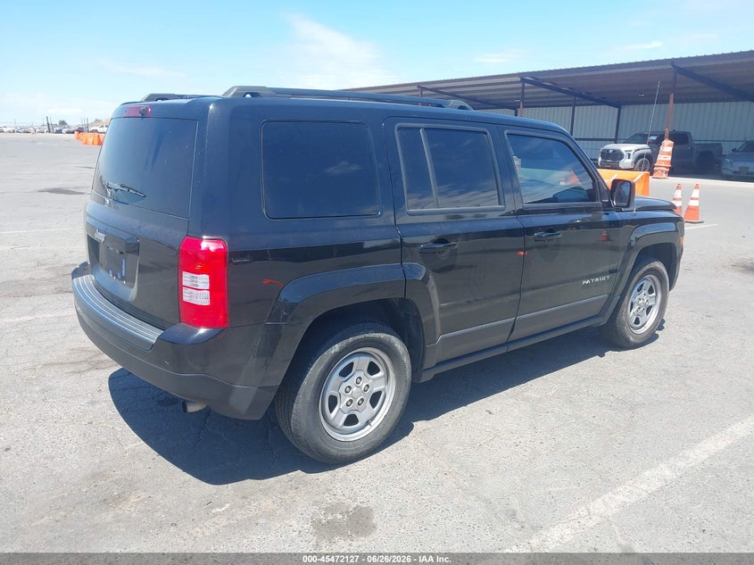 2016 Jeep Liberty (patriot) VIN 1C4NJPBA8GD537266 IAAI salvage auction — SIDE, Salvage (California), sold $1,000 on 2026-07-09 (photo 4)