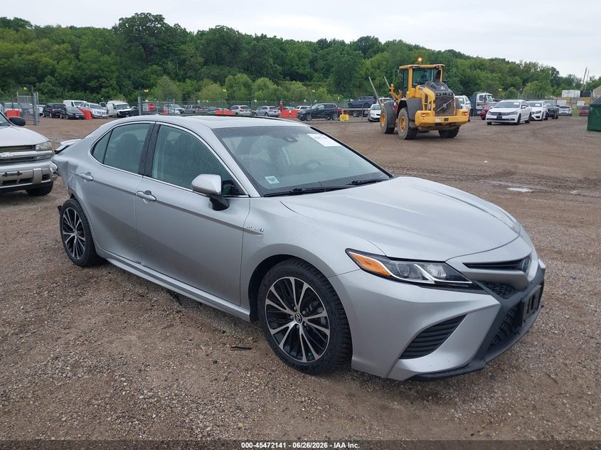 2020 Toyota Camry VIN 4T1J31AK2LU009695 — IAAI salvage auction photo