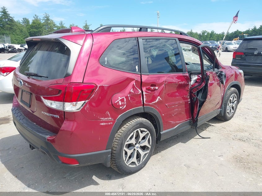 2019 Subaru Forester VIN JF2SKAEC7KH461424 IAAI salvage auction — SIDE, Salvage (Massachusetts), sold $1,675 on 2026-07-24 (photo 4)