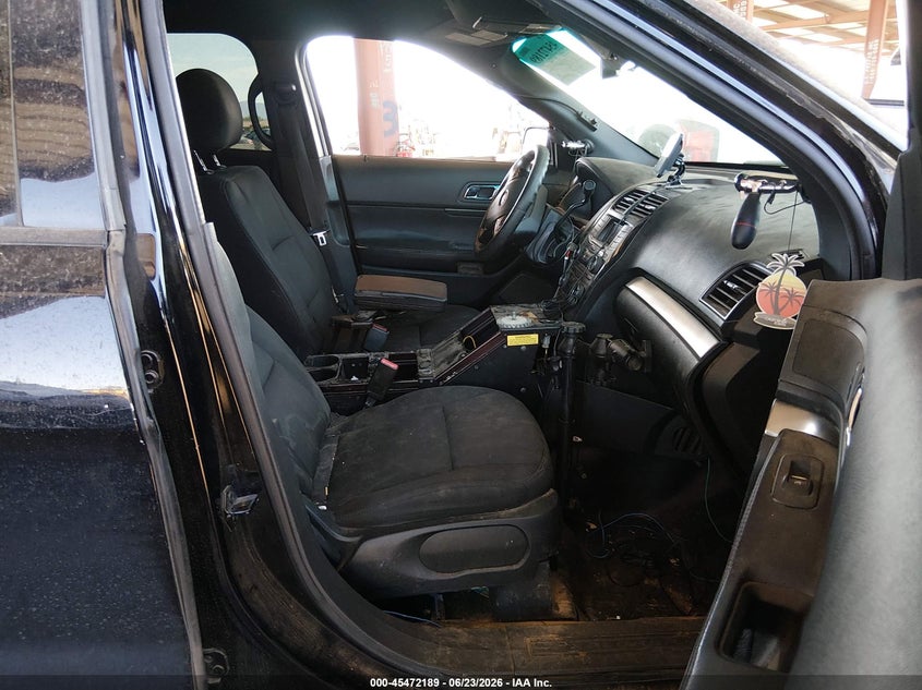 2016 Ford Police interceptor utility VIN 1FM5K8AR6GGC08070 IAAI salvage auction — NORMAL WEAR, Clear-Dealer Only (Arizona), sold $1,000 on 2026-07-14 (photo 5)