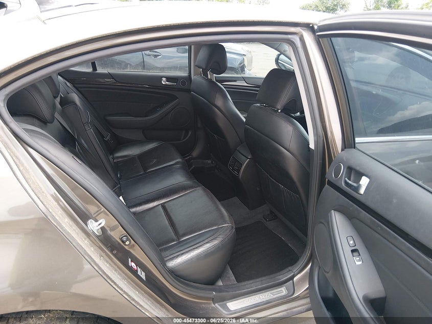 2014 Kia Cadenza VIN KNALN4D74E5129301 IAAI salvage auction — NORMAL WEAR, Clear (Missouri), sold $350 on 2026-07-07 (photo 8)
