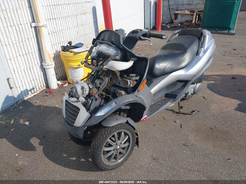 2007 Piaggio Mp3 VIN ZAPM479M275001666 IAAI salvage auction — NORMAL WEAR, Clear (New York), sold $25 on 2026-07-21 (photo 2)