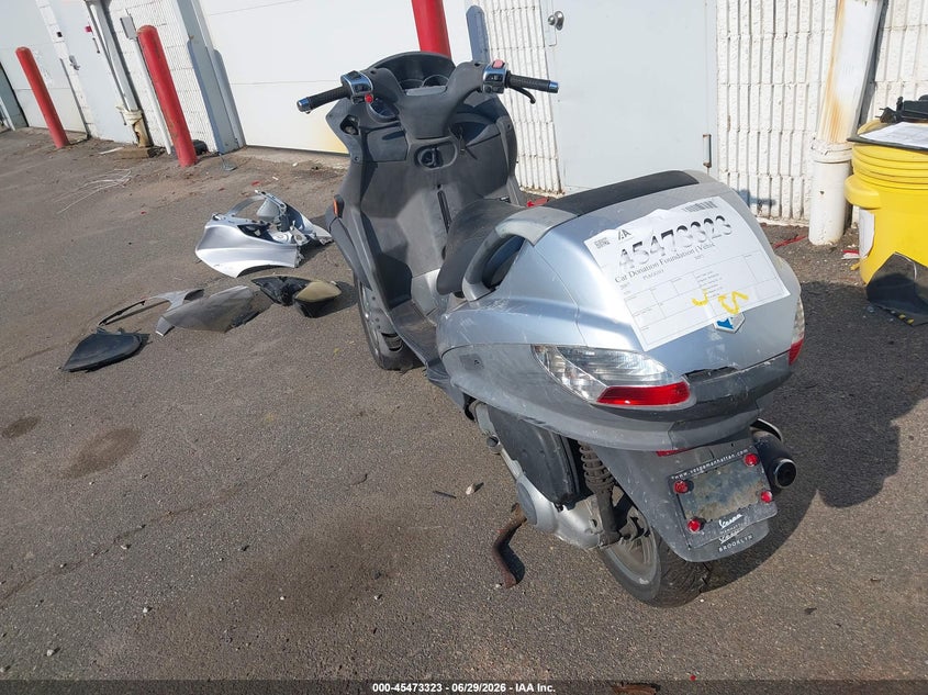 2007 Piaggio Mp3 VIN ZAPM479M275001666 IAAI salvage auction — NORMAL WEAR, Clear (New York), sold $25 on 2026-07-21 (photo 3)