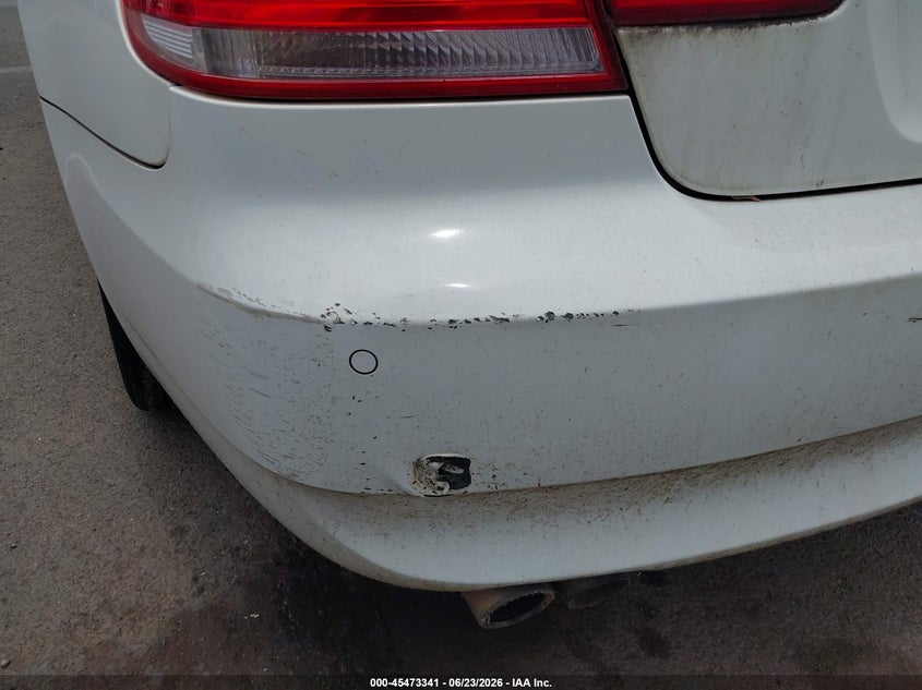 2009 BMW 3 series VIN WBAWB33569P138110 IAAI salvage auction — NORMAL WEAR, Clear (Hawaii), sold $100 on 2026-07-21 (photo 6)