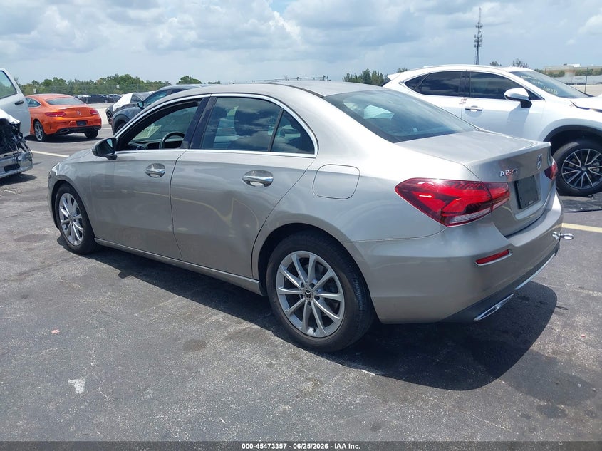 2020 Mercedes-benz A-klasse VIN WDD3G4EB1LW041934 IAAI salvage auction — RIGHT SIDE, Rebuildable (Florida), sold $7,200 on 2026-07-16 (photo 3)