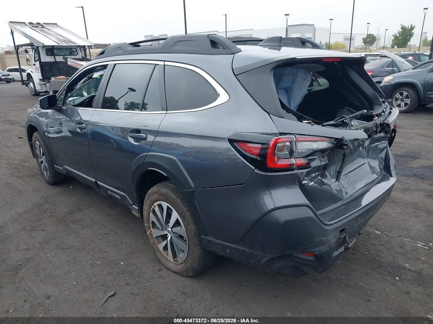 2025 Subaru Outback VIN 4S4BTAFC0S3160383 IAAI salvage auction — REAR END, Salvage Title, sold $9,500 on 2026-08-21 (photo 3)
