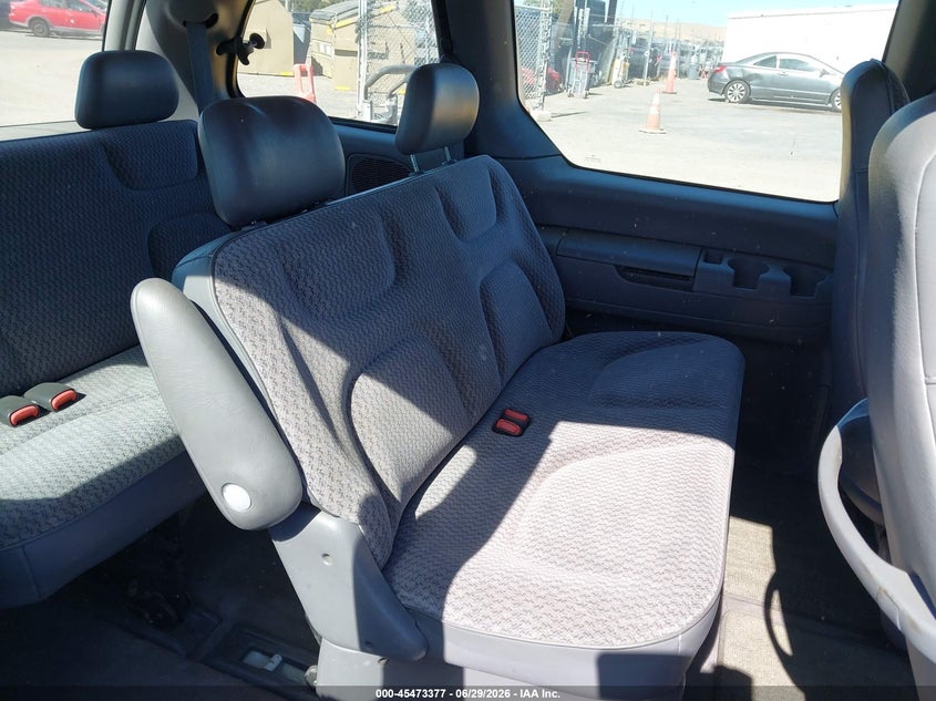 2000 Dodge Caravan VIN 2B4FP25B3YR708379 IAAI salvage auction — NORMAL WEAR, Clear - Dealer Only (California), sold $200 on 2026-07-09 (photo 8)
