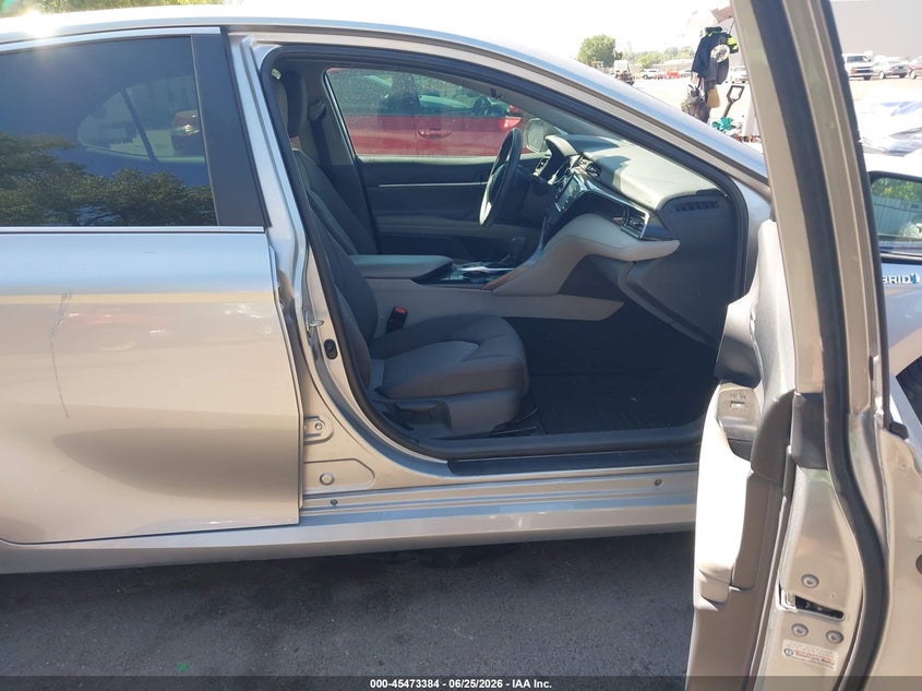 2019 Toyota Camry VIN 4T1B31HK3KU517845 IAAI salvage auction — FRONT END, Salvage (Utah), sold $7,300 on 2026-08-02 (photo 5)