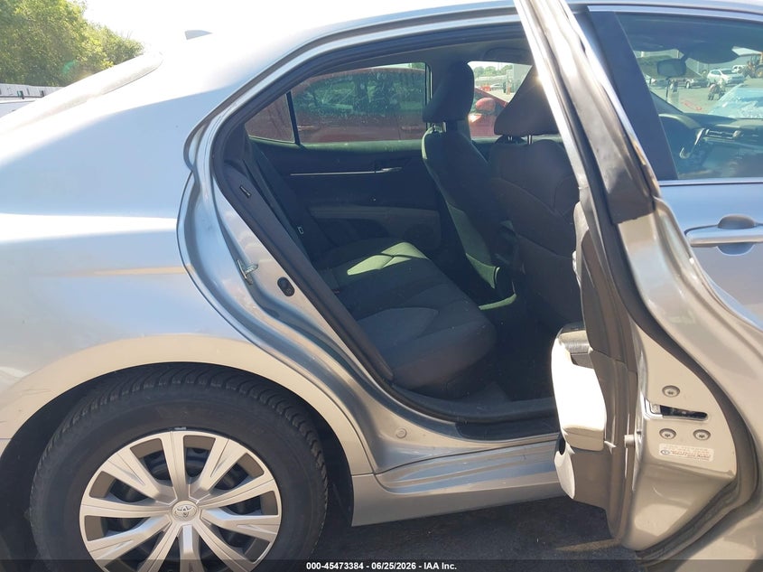 2019 Toyota Camry VIN 4T1B31HK3KU517845 IAAI salvage auction — FRONT END, Salvage (Utah), sold $7,300 on 2026-08-02 (photo 8)
