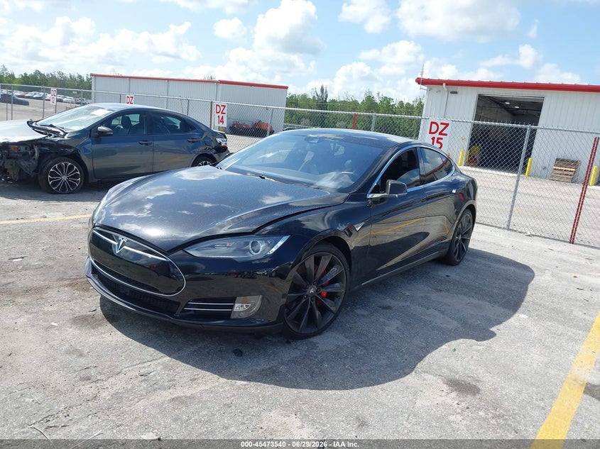 2015 Tesla Model s VIN 5YJSA1H44FF097720 IAAI salvage auction — NORMAL WEAR, Clear (Florida), sold $2,500 on 2026-07-29 (photo 2)