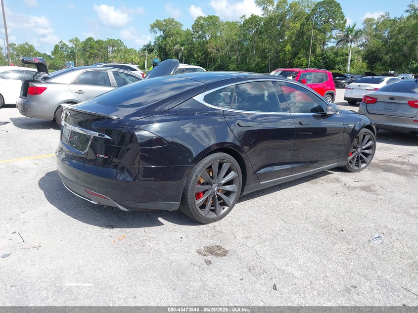 2015 Tesla Model s VIN 5YJSA1H44FF097720 IAAI salvage auction — NORMAL WEAR, Clear (Florida), sold $2,500 on 2026-07-29 (photo 4)
