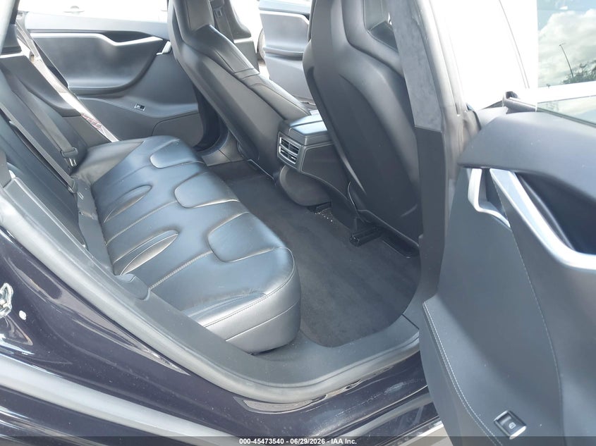 2015 Tesla Model s VIN 5YJSA1H44FF097720 IAAI salvage auction — NORMAL WEAR, Clear (Florida), sold $2,500 on 2026-07-29 (photo 8)
