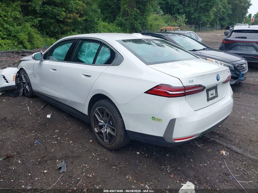 2025 BMW I5 VIN WBY13HG07SCT13787 IAAI salvage auction — FRONT END, Salvage Title, sold $13,000 on 2026-09-17 (photo 3)