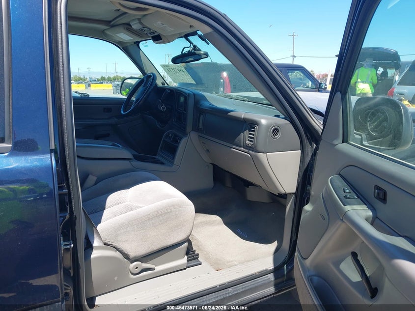 2005 Chevrolet Avalanche VIN 3GNEC12Z05G255885 IAAI salvage auction — NORMAL WEAR, Clear - Dealer Only (California), sold $750 on 2026-07-09 (photo 5)