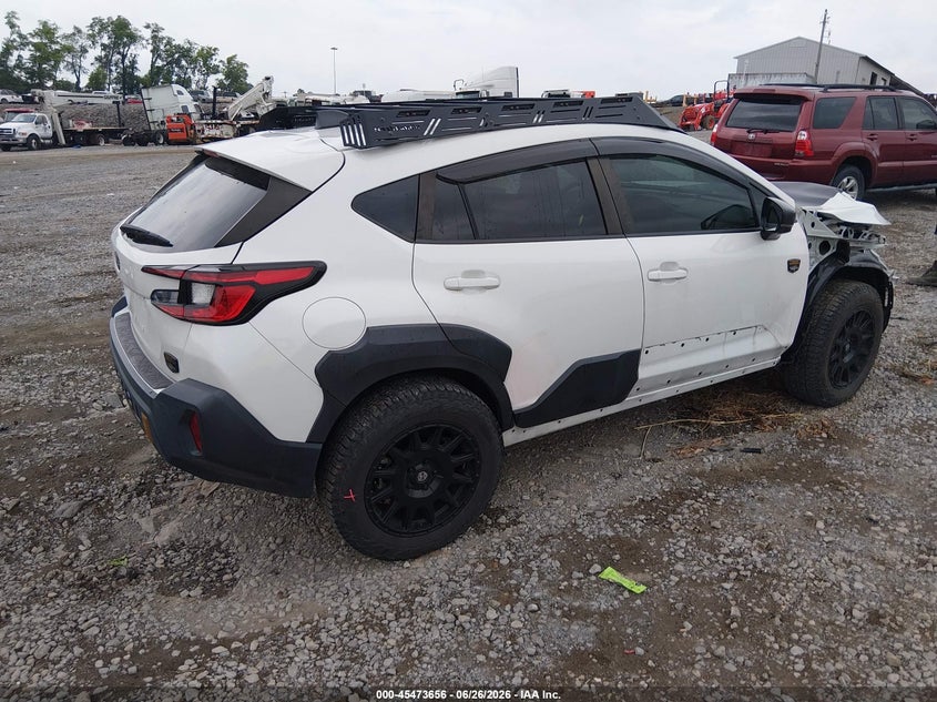 2024 Subaru Xv VIN 4S4GUHT67R3733266 IAAI salvage auction — FRONT END, Salvage Title, sold $7,400 on 2026-07-31 (photo 4)