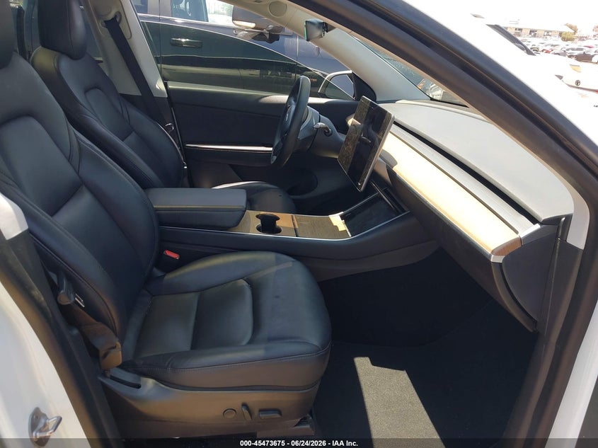 2020 Tesla Model y VIN 5YJYGDEE5LF052577 IAAI salvage auction — ELECTRICAL, Salvage Title, sold $12,100 on 2026-07-20 (photo 5)