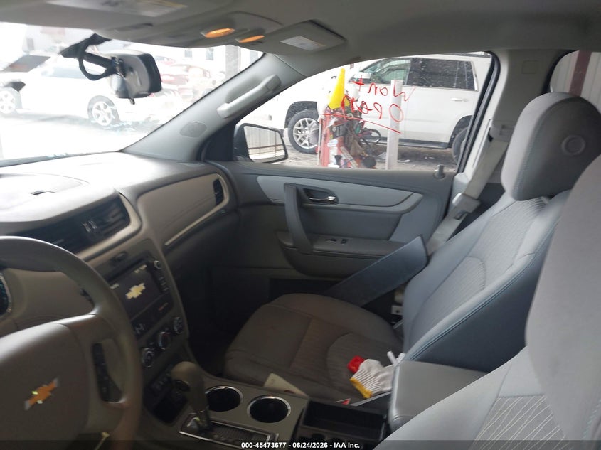 2017 Chevrolet Traverse VIN 1GNKRFED6HJ172219 IAAI salvage auction — SIDE, Salvage (Texas), sold $1,100 on 2026-07-09 (photo 5)