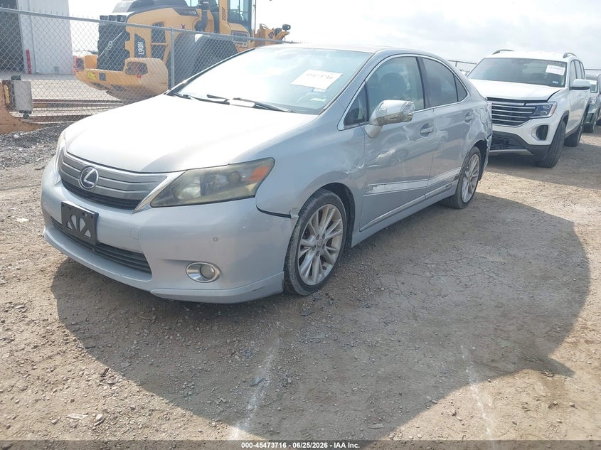 2010 Lexus Hs VIN JTHBB1BA5A2006217 IAAI salvage auction — NORMAL WEAR, Original (Texas), sold $1,350 on 2026-07-28 (photo 2)