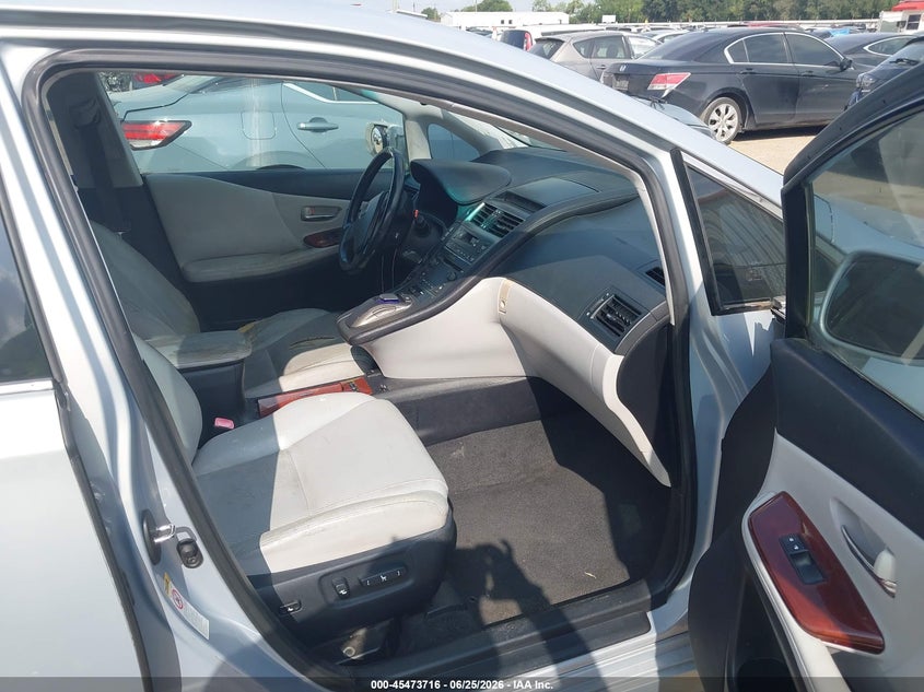 2010 Lexus Hs VIN JTHBB1BA5A2006217 IAAI salvage auction — NORMAL WEAR, Original (Texas), sold $1,350 on 2026-07-28 (photo 5)