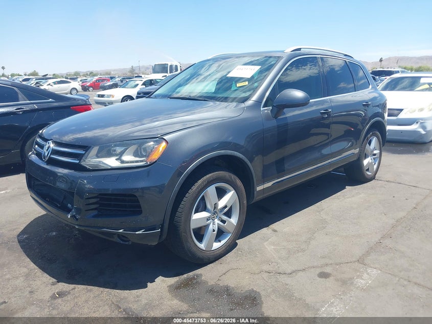 2011 Volkswagen Touareg VIN WVGFK9BP6BD004032 IAAI salvage auction — FRONT END, Salvage (Arizona), sold $3,150 on 2026-07-14 (photo 2)